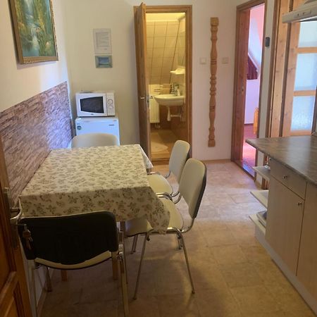 Apartament Napfeny Apartman Orosháza Zewnętrze zdjęcie