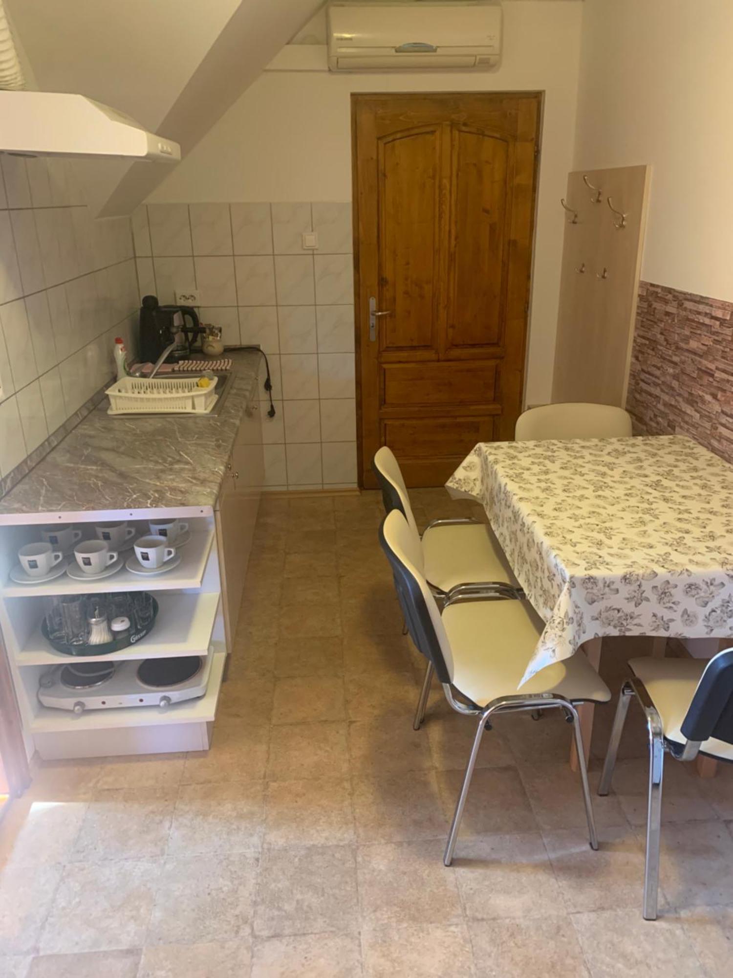 Apartament Napfeny Apartman Orosháza Zewnętrze zdjęcie